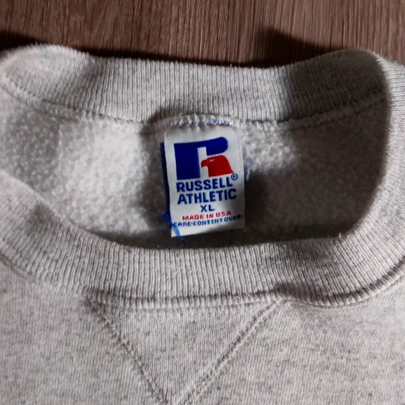 Kansas jayhawks sweatshirt. - Picture 4 of 8